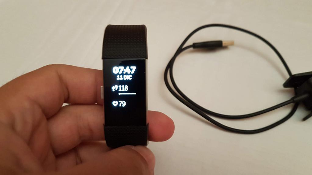 Fitbit Charge 2 usado 