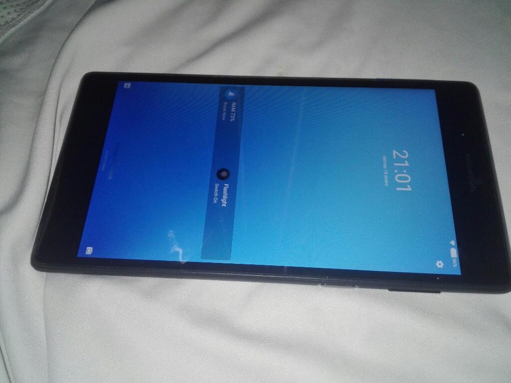 Se Vende Tablet Lenovo de Ocasión.