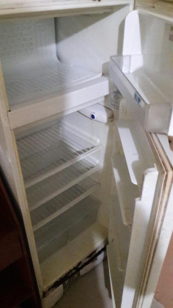 Refrigeradora