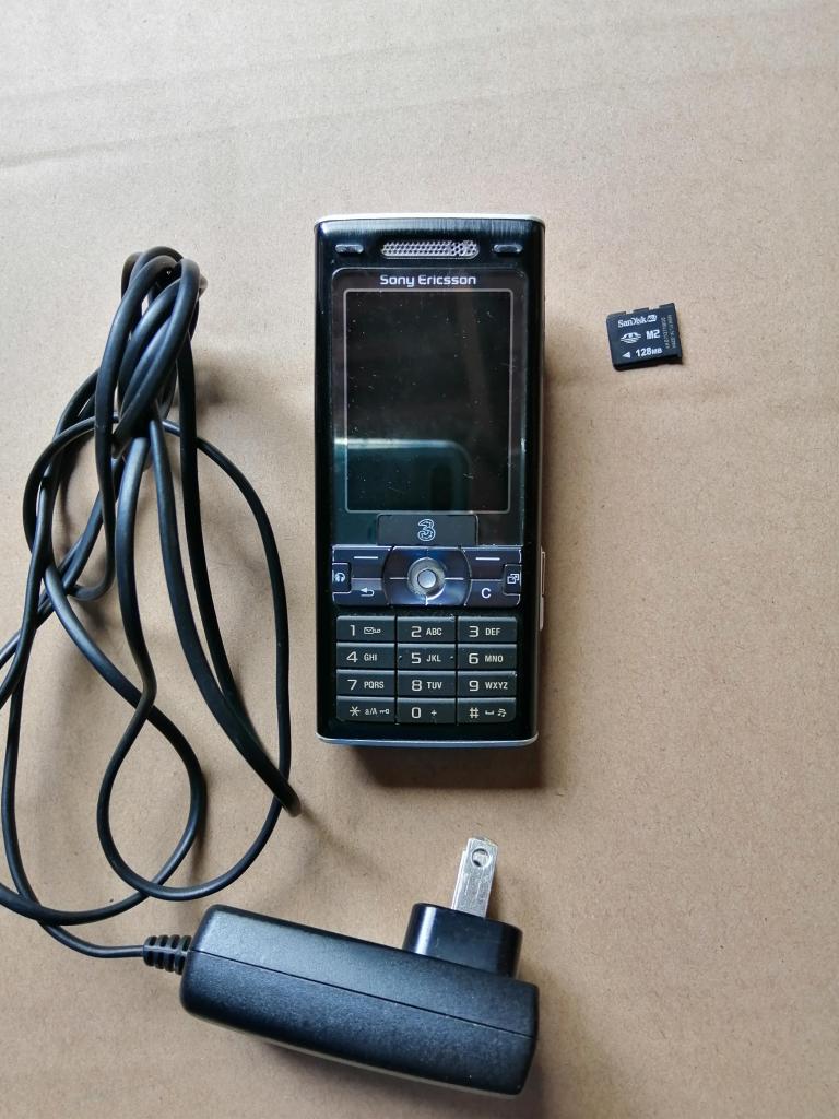 Sony Ericsson 790k
