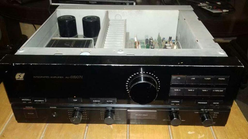 Amplificador Sansui Yamaha Technics