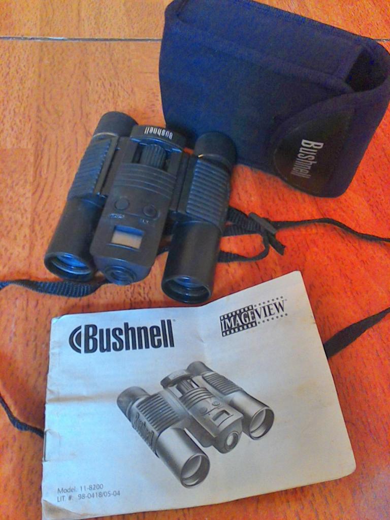 Binoculares Bushnell 8x21mm