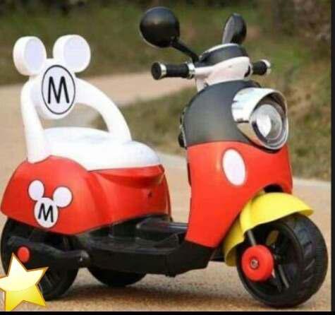 Moto Motito Mickey Importados Envio A Provincia Bateria Luce