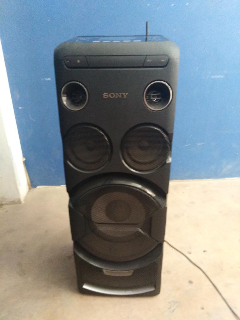 Vendo Equipo Sony Mhc-v77dw