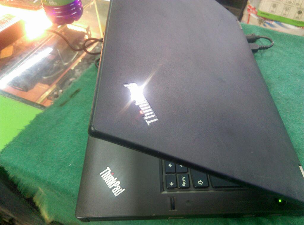 Vendo Laptop Lenovo Trinkpaf Core I7 4ta