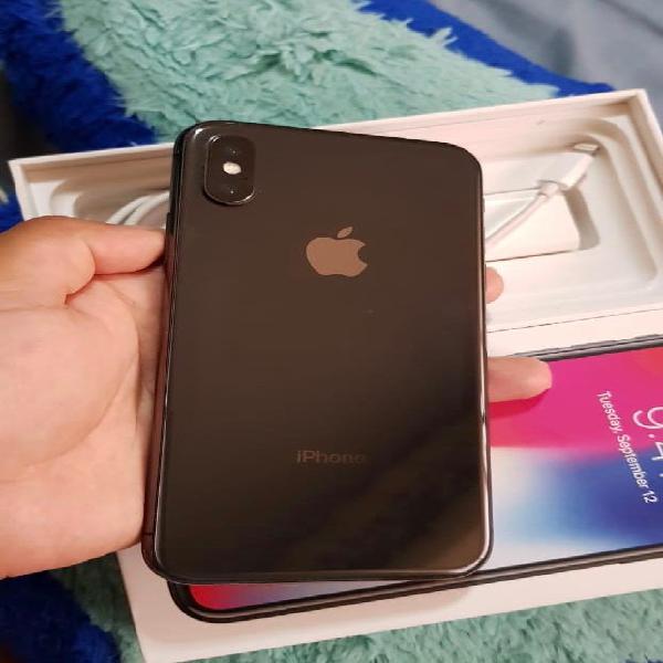iPhone X 64Gb Negro con Caja Y Cargador