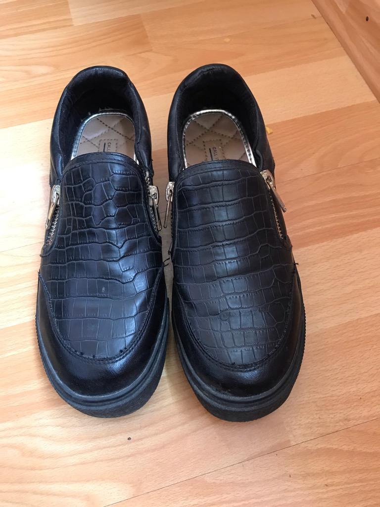 Zapatos Negros