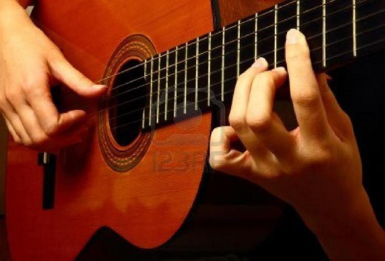 Clases de Guitarra Y Ukelele a Domicilio