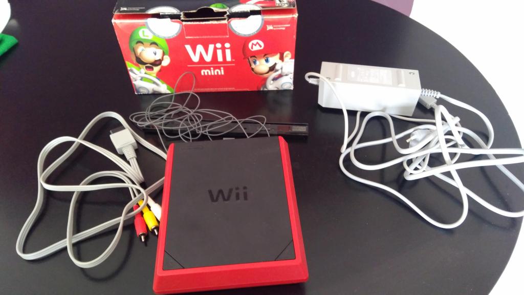 Mini Wii Nintendo Casi Nuevo