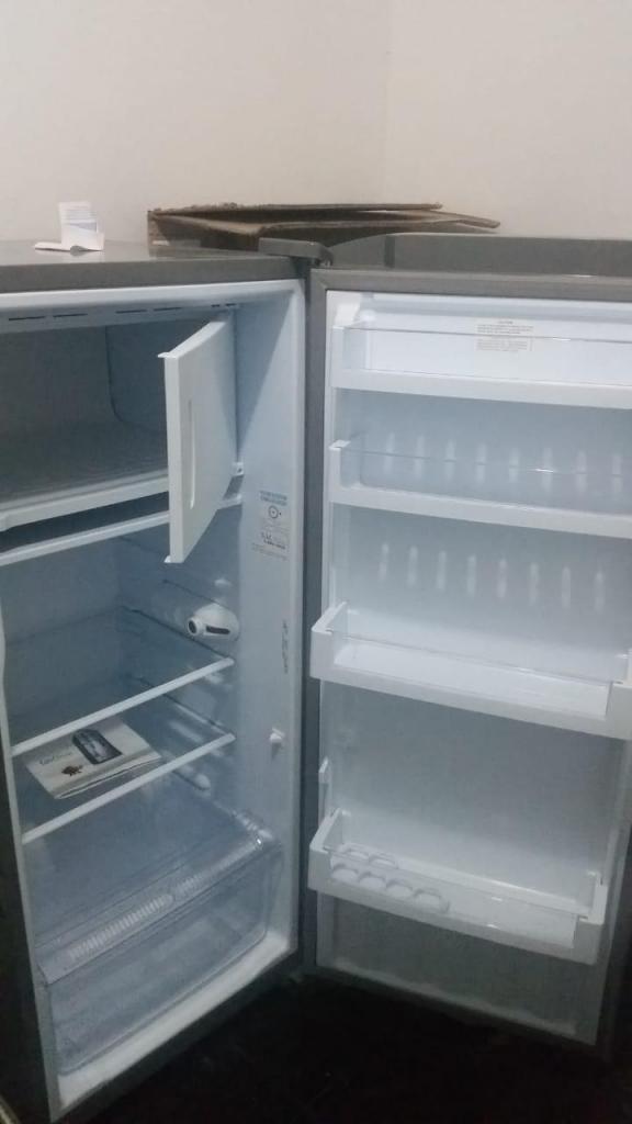 Se vende refrigerador de poco uso comprada en tienda S/500