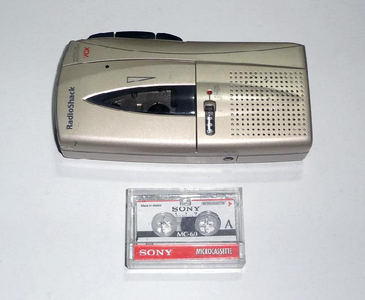 Micro Grabadora De Cassette RadioShack VOX Micro45 Voz VOR.