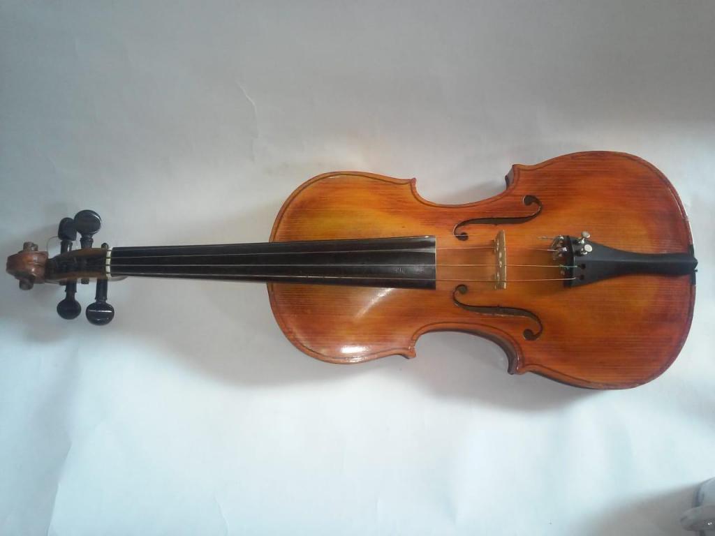 OCASIÓN: Vendo Violín Medidas 4/4 Antonius Stradivarius