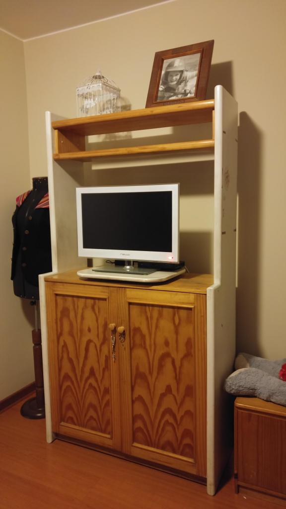 Mueble de Dormitorio para Tv Usado
