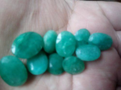 Emeralda Verde Colombia, 53.90 Ct. Certificado Emc64207