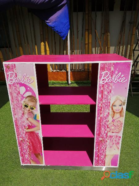 Mueble estante Barbie