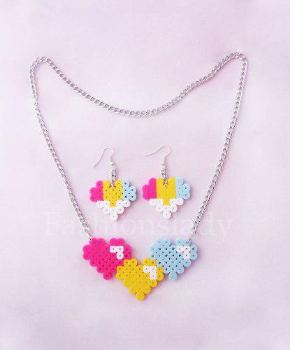 Set Collar Pendiente Forma Corazón En Hama Beads