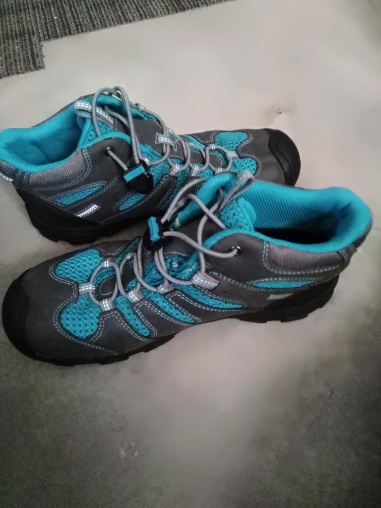 Zapatillas Tipo Hitec Traídas de Ee. Uu