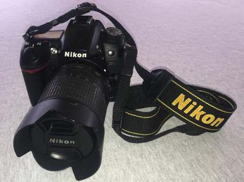 Nikon D7000 16.2mp Dx-format Cmos Digital Slr Y Accesorios