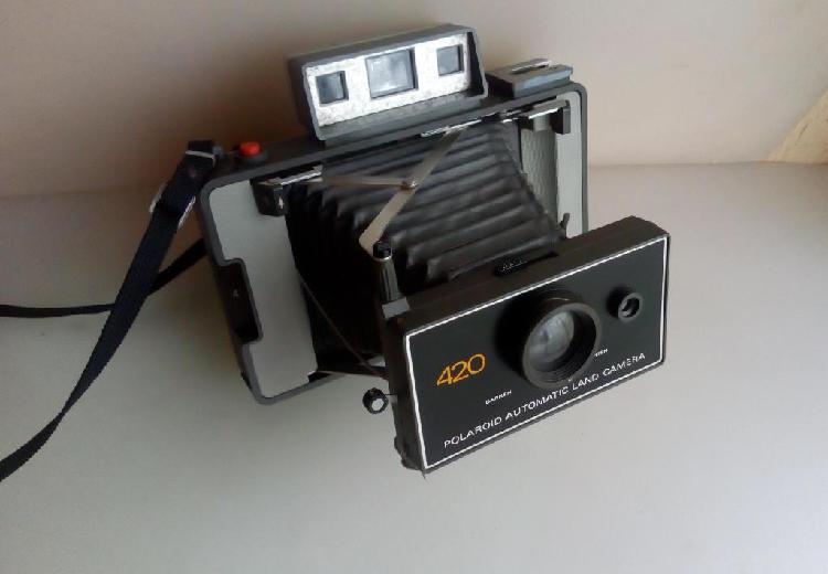 Antigua Camara Polaroid 420a Fuelle