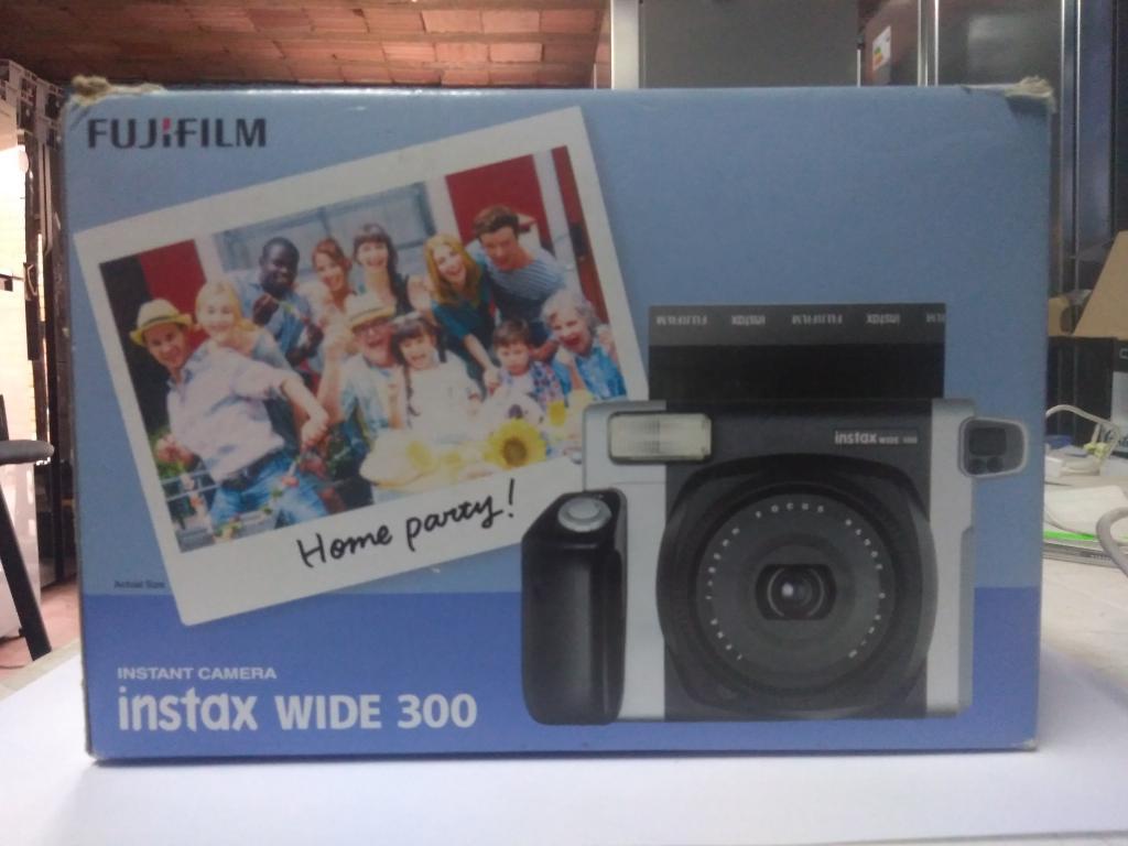 Camara Fujifilm Instax 300