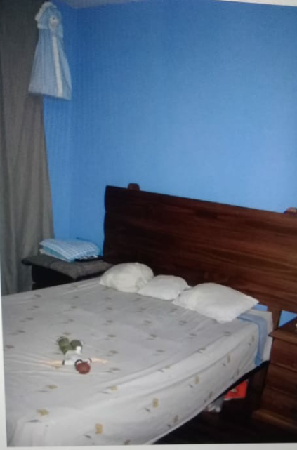 SE VENDE CAMA DE MADERA