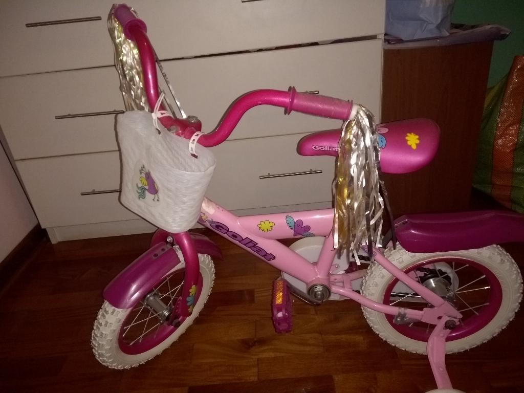 Bicicleta Goliat Rosada Aro 12