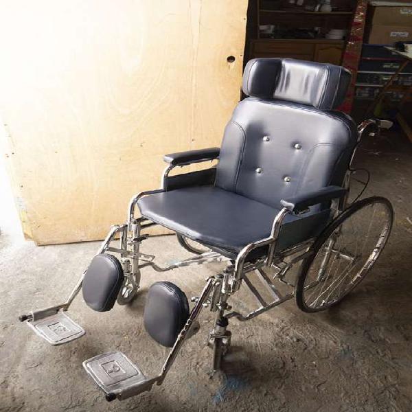 Remato silla de ruedas 5 en 1 reclinable en Lima