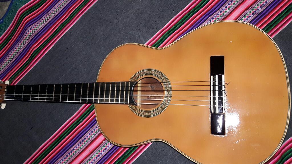 Vendo Guitarra de Madera Lima Callao
