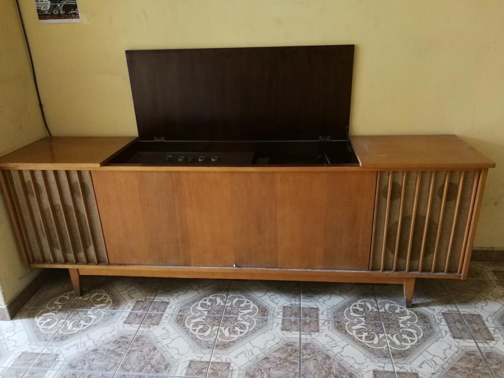 Venta de Mueble Tocadiscos antiguao