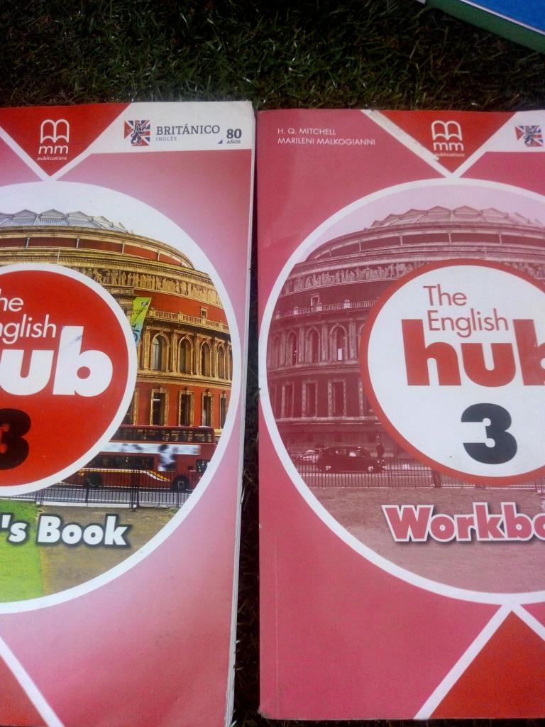 Workbook y students book the English hub 3 britanico