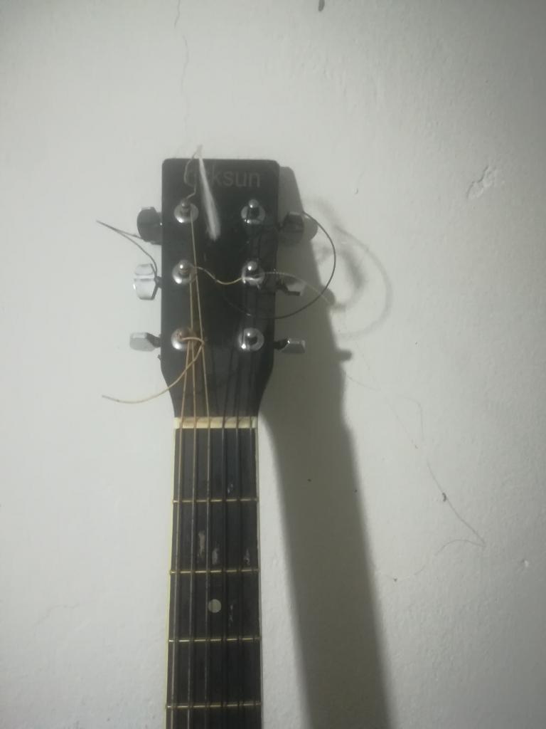 Guitarra Jumbo