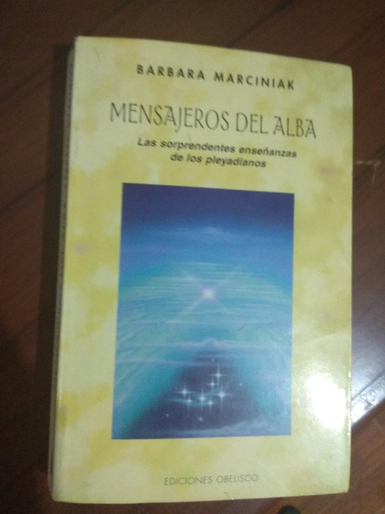 Libro Mensajeros Del Alba Original