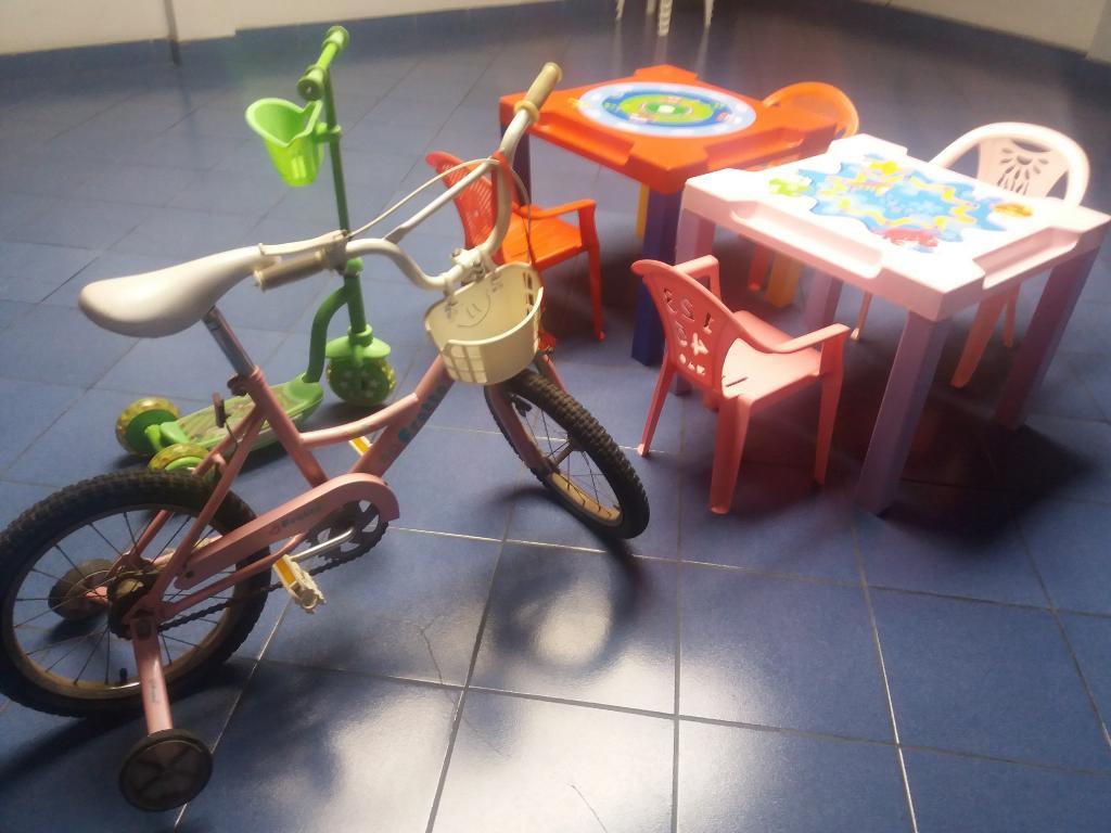 Mesas,sillas Y Bicicletas para Niños