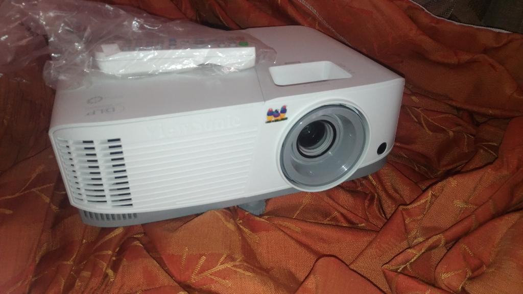 Proyector Viewsonic Pa503s