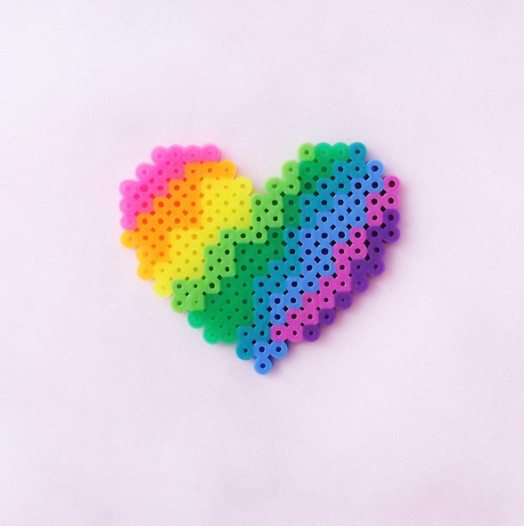 Hama Beads Corazón Heart Colorido