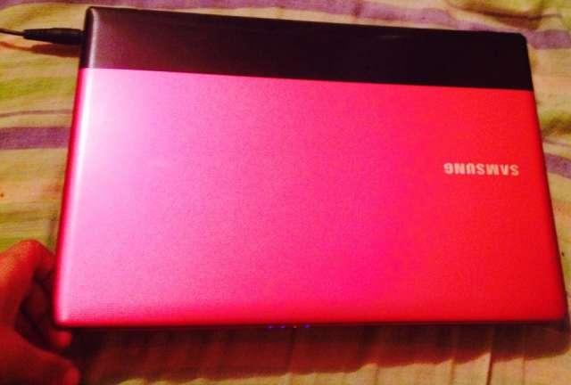 VENDO LAPTOP SAMSUNG