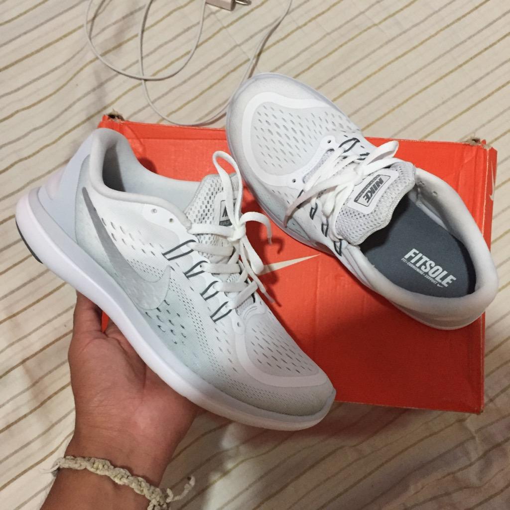 Nike Flex Run White