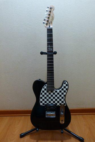 Guitarra Eléctrica Fender By Avril Lavigne