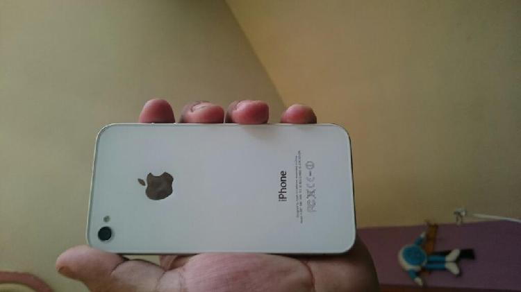 Cambio iPhone 4s de 8 Gb Libre