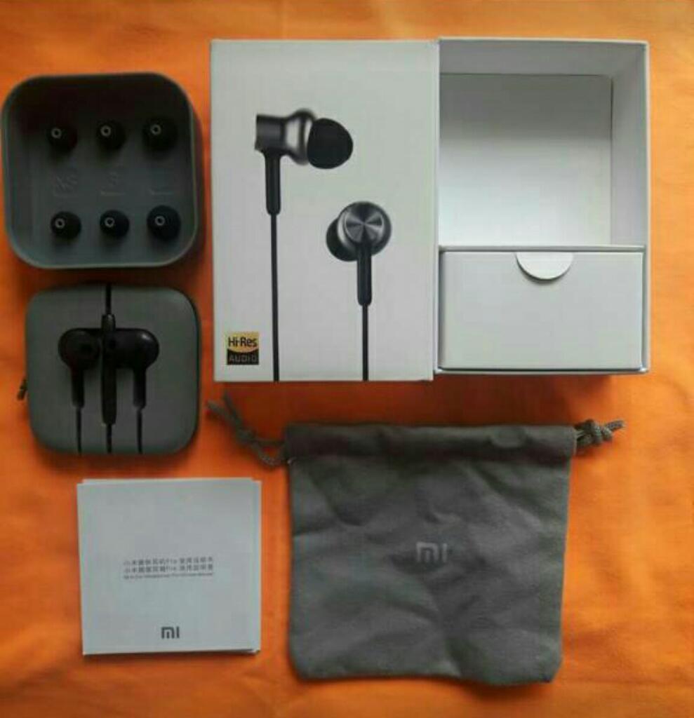 Remato Audifonos Xiaomi Hybrid Pro Hd