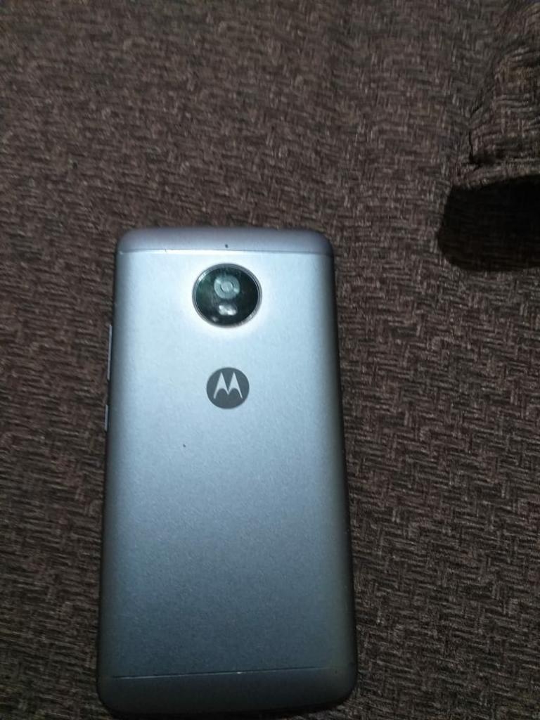 Vendo Motorola E4 Pmus