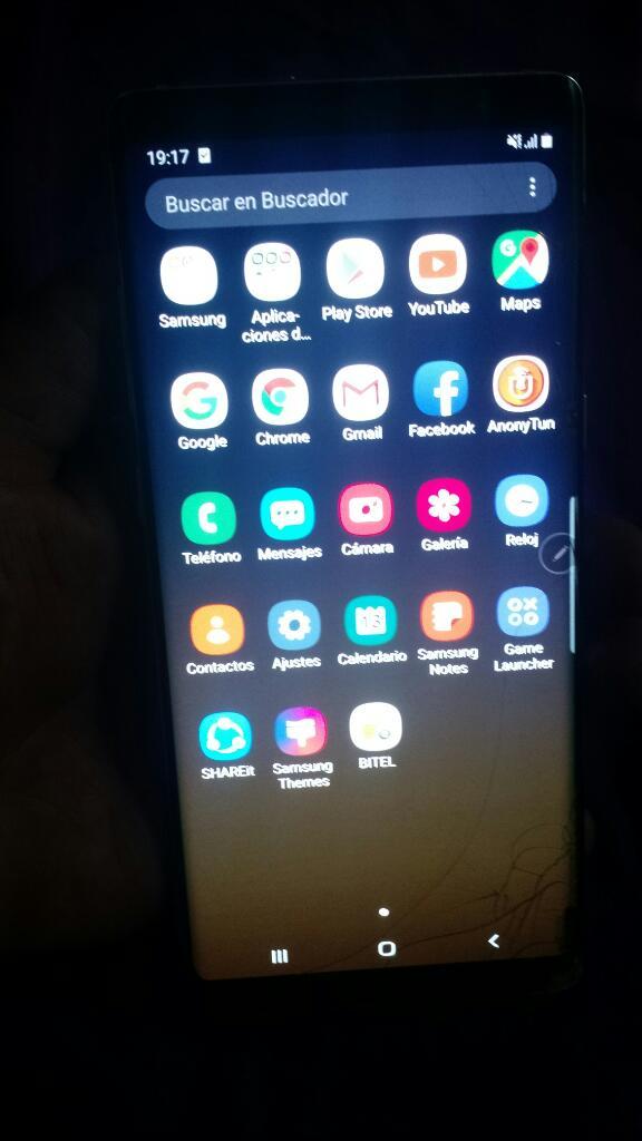Samsung Galaxy Note 8 con Detalle