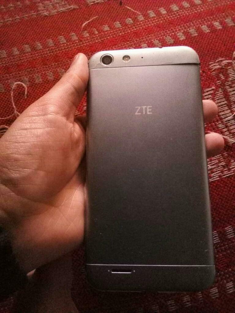 Vendo O Cambio Zte V6 Presio Comversable