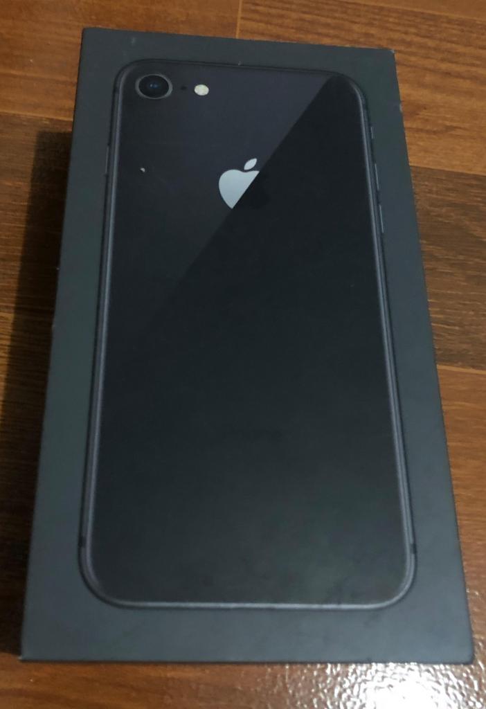 IPHONE 8 NUEVO