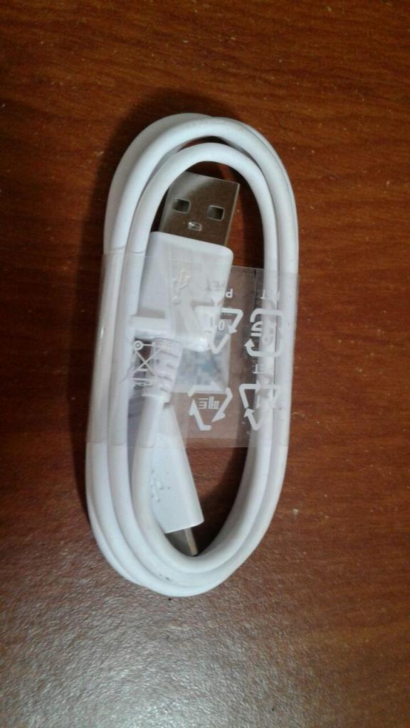 Vendo cable USB: MARCA SAMSUNG