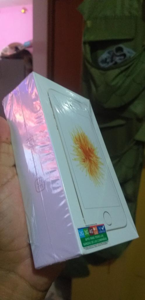 iPhone Se 32gb Dorado Sellado Sellado