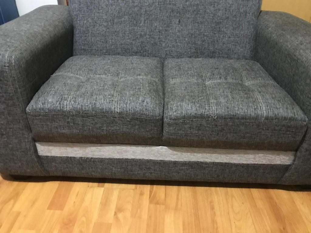 Contactarme  vendo lindo sofa living room