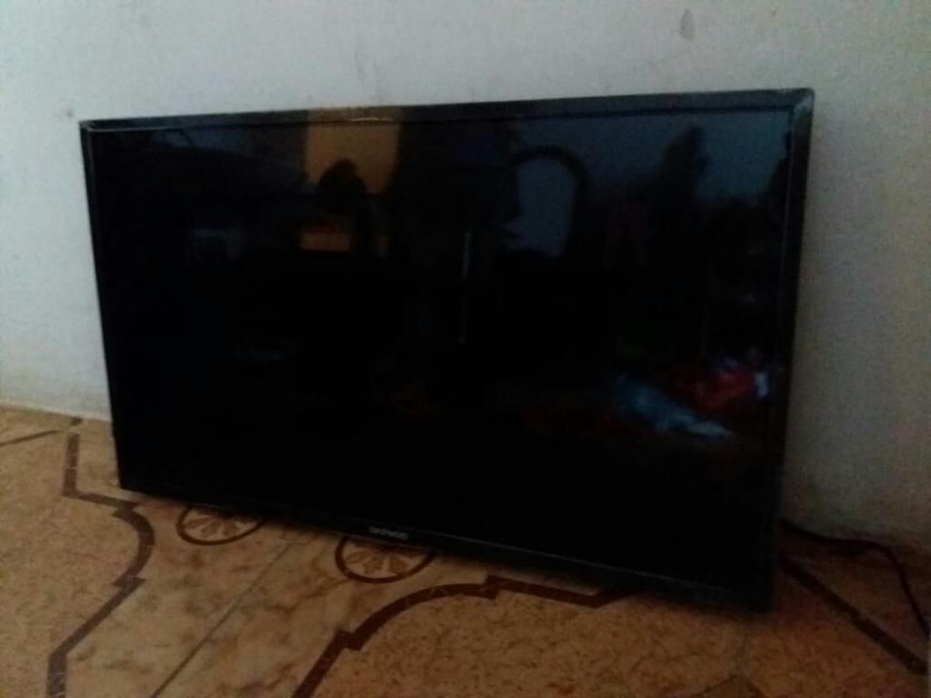 Remato Tele de 32'' Marca Daewo