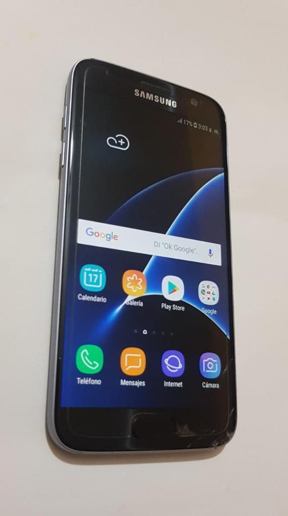 Samsung Galaxy S7 Libre con Detalle