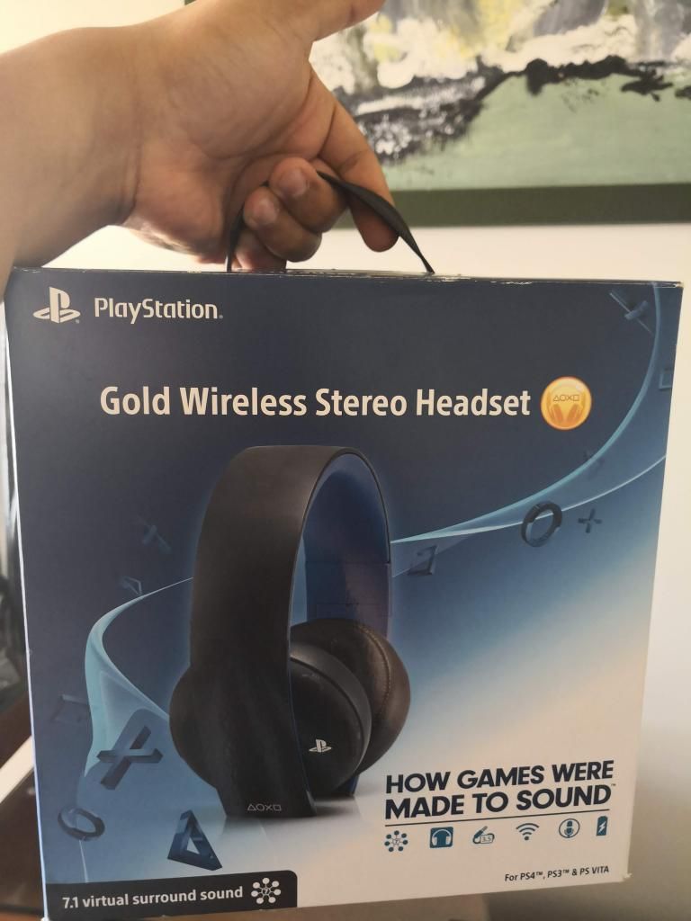 Gold Wireless Stereo Headset PS4 PlayStation